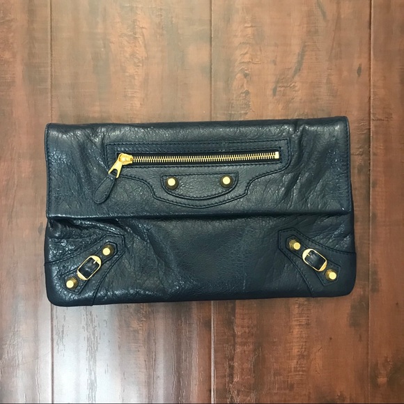 Authentic Balenciaga Envelope Clutch Crossbody - Picture 2 of 8